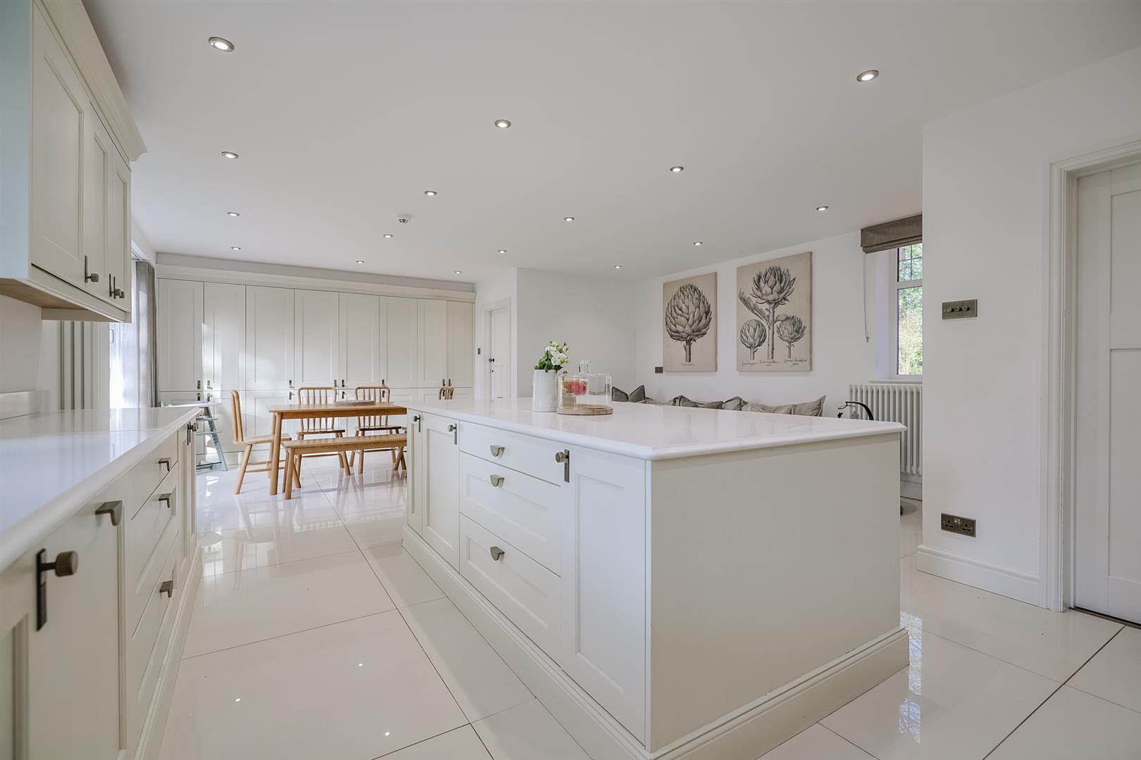 256 Gower Road, Sketty, Swansea, SA2 9JL